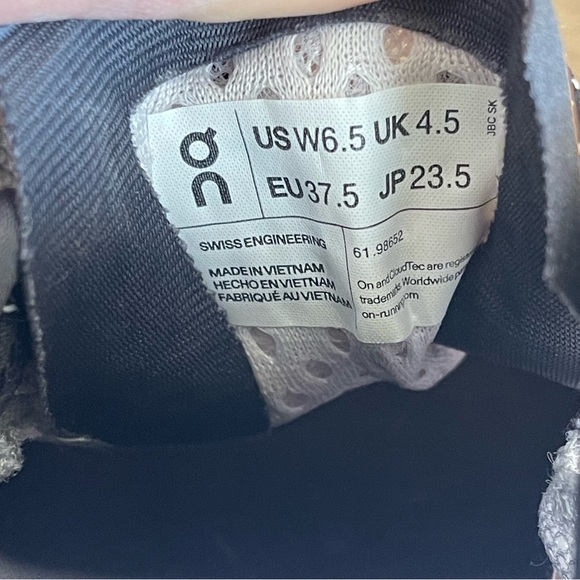 On cloudmonster sneakers  in fawn / turmeric size 6.5 women’s - Picture 12 of 13